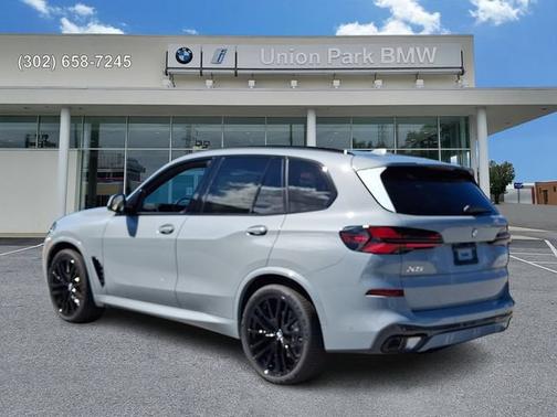 Brooklyn Grey Metallic 2026 BMW X5 xDrive40i