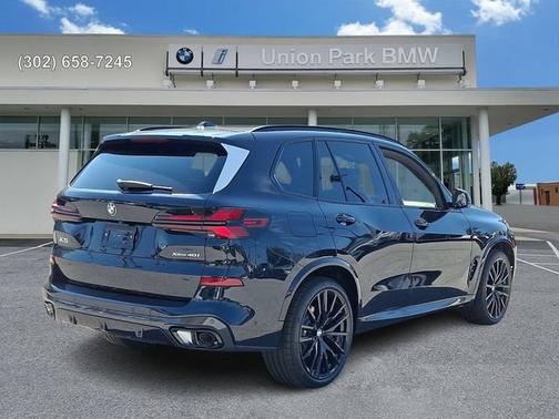 Carbon Black Metallic 2026 BMW X5 xDrive40i