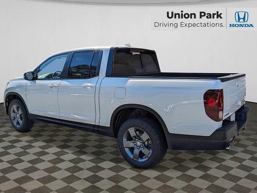 Platinum White Pearl 2026 Honda Ridgeline TrailSport