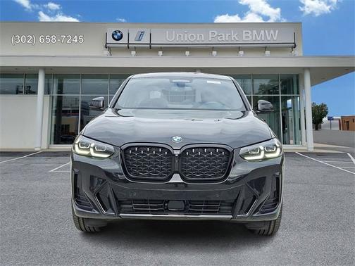 2025 BMW X4 xDrive30i