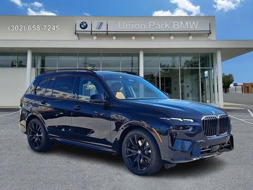Carbon Black Metallic 2026 BMW X7 xDrive40i
