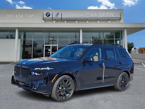 Carbon Black Metallic 2026 BMW X7 xDrive40i