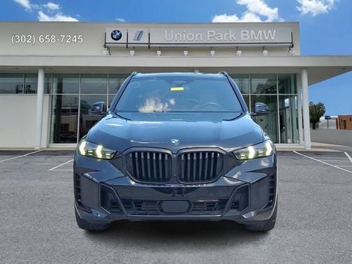 Black Sapphire Metallic 2024 BMW X5 xDrive40i