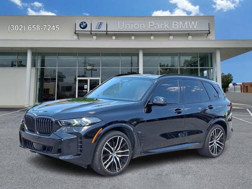 Black Sapphire Metallic 2024 BMW X5 xDrive40i