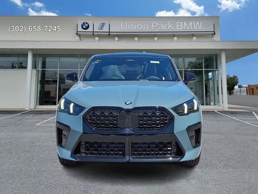 Cape York Green Metallic 2026 BMW X2 xDrive28i