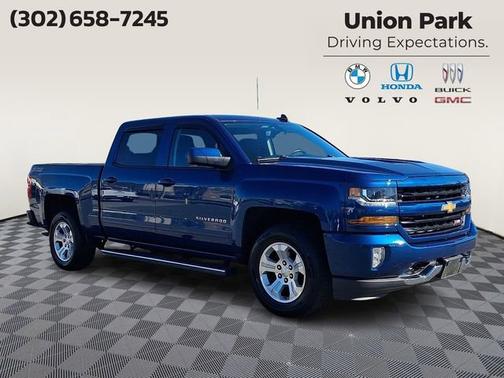 Deep Ocean Blue Metallic 2017 Chevrolet Silverado 1500 2LT