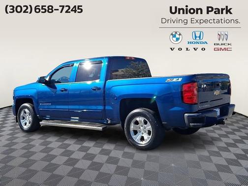 Deep Ocean Blue Metallic 2017 Chevrolet Silverado 1500 2LT