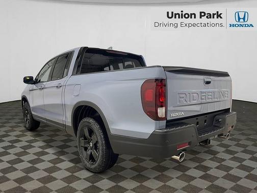 Sonic Gray Pearl 2026 Honda Ridgeline Black Edition