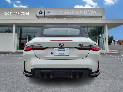 Frozen Brilliant White Metallic 2024 BMW M4 Competition xDrive