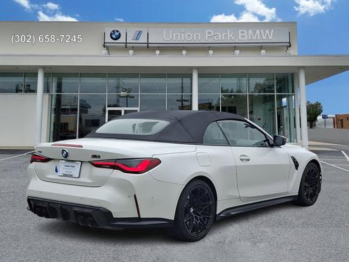 Frozen Brilliant White Metallic 2024 BMW M4 Competition xDrive