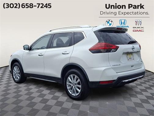 2020 Nissan Rogue SV