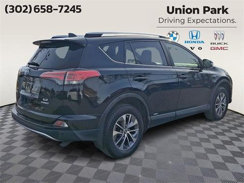 2018 Toyota RAV4 Hybrid XLE