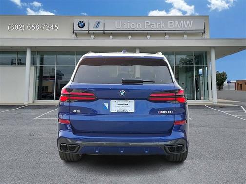 2026 BMW X5 M60i