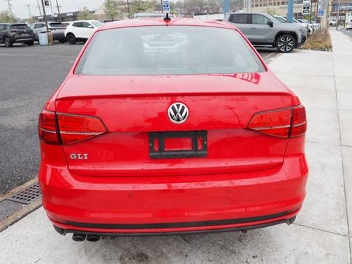 2016 Volkswagen Jetta 2.0T GLI SEL