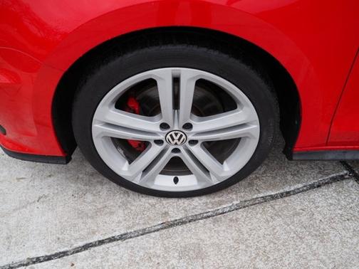 2016 Volkswagen Jetta 2.0T GLI SEL