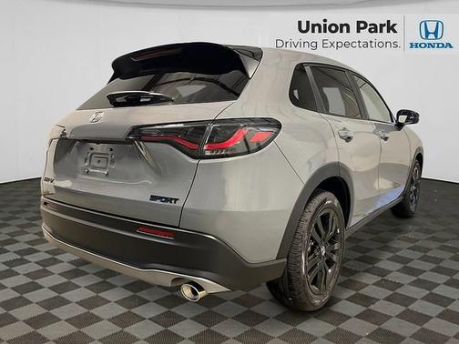 Urban Gray Pearl 2026 Honda HR-V Sport