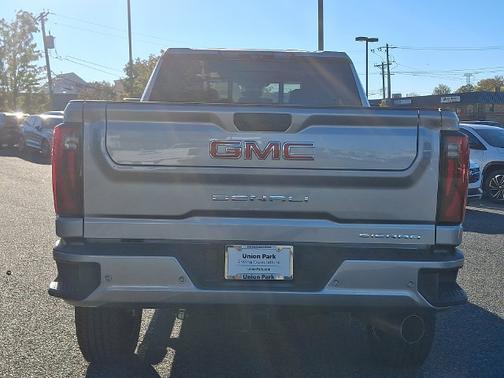 Sterling Metallic 2026 GMC Sierra 2500 Denali