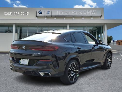 Black Sapphire Metallic 2024 BMW X6 xDrive40i
