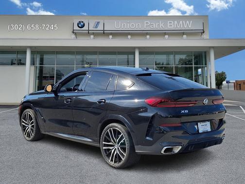 Black Sapphire Metallic 2024 BMW X6 xDrive40i