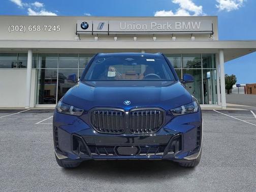 Tanzanite Blue II Metallic 2026 BMW X5 xDrive50e