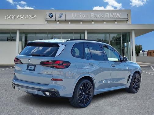 Brooklyn Grey Metallic 2026 BMW X5 xDrive40i