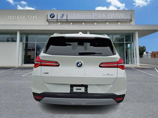 Mineral White Metallic 2026 BMW X3 30 xDrive