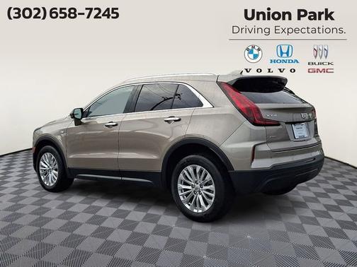 Latte Metallic 2024 Cadillac XT4 AWD Luxury