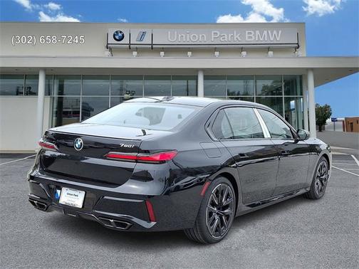 2025 BMW 760 760i xDrive