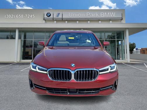 Aventurin Red Metallic 2023 BMW 530 530i xDrive