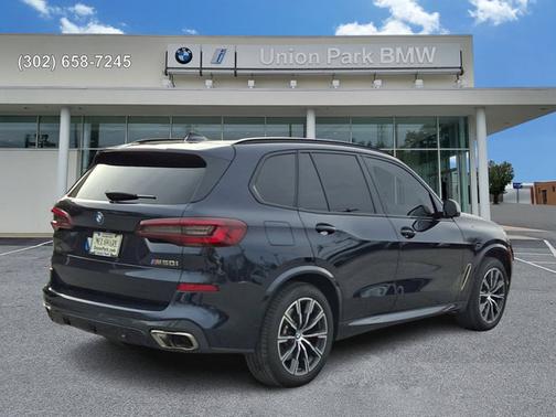 2023 BMW X5 M50i