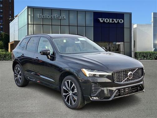 2025 Volvo XC60 Plus