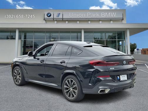 Black Sapphire Metallic 2025 BMW X6 xDrive40i