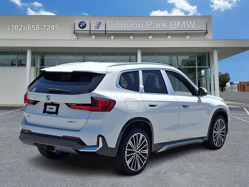 Alpine White 2026 BMW X1 xDrive28i