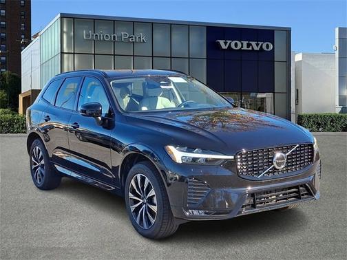 2025 Volvo XC60 Core