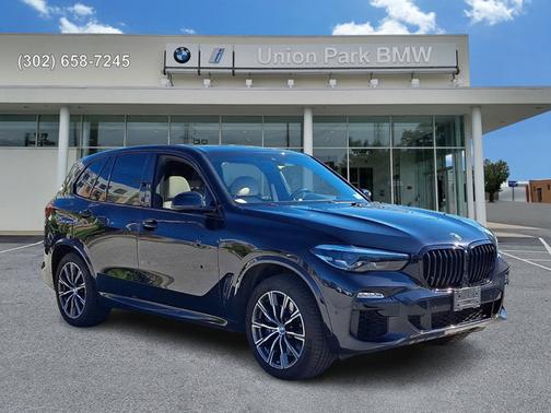 Carbon Black Metallic 2020 BMW X5 M50i