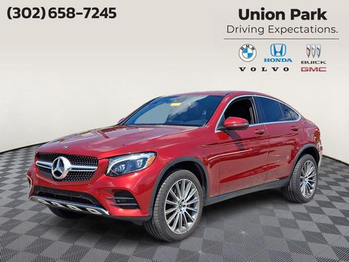designo Cardinal Red Metallic - 996 2018 Mercedes-Benz GLC 300 Base 4MATIC