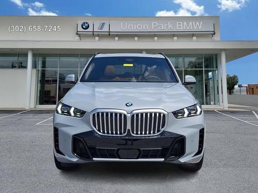 Brooklyn Grey Metallic 2026 BMW X5 xDrive40i