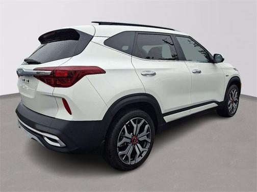 2023 Kia Seltos SX