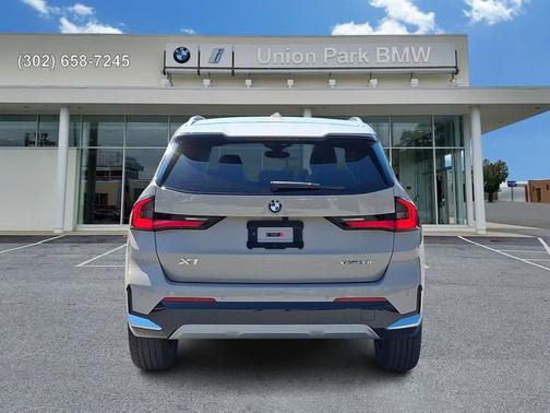 Dune Grey Metallic 2026 BMW X1 xDrive28i