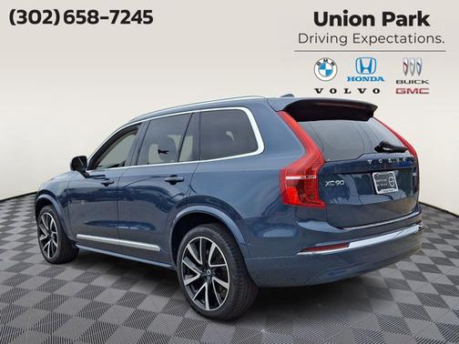 Denim Blue Metallic 2023 Volvo XC90 Plus