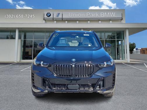 Black Sapphire Metallic 2026 BMW X5 xDrive50e