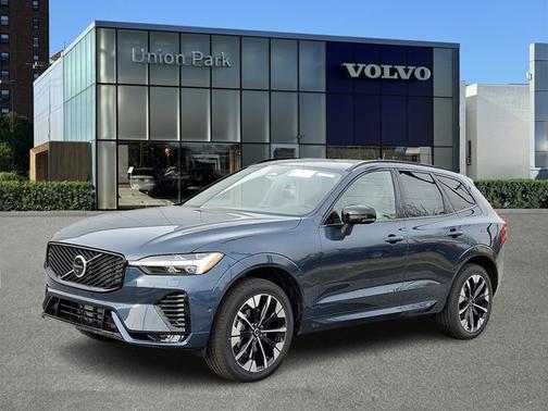 2026 Volvo XC60 Plus
