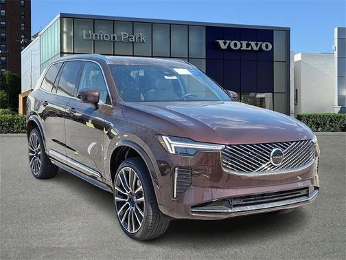 2025 Volvo XC90 Plus
