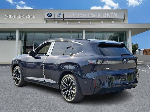 Carbon Black Metallic 2027 BMW X5 40 xDrive