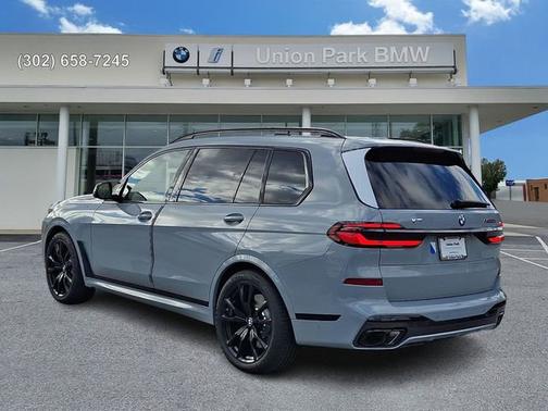 2026 BMW X7 M60i