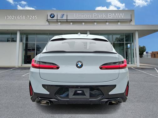 2022 BMW X4 xDrive30i