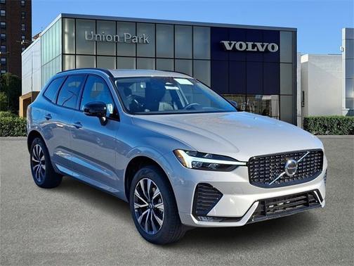 2025 Volvo XC60 Core