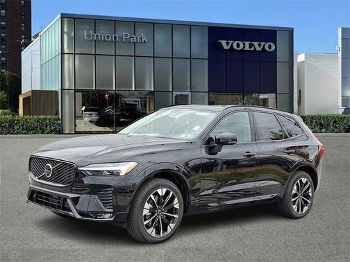 2026 Volvo XC60 Plus