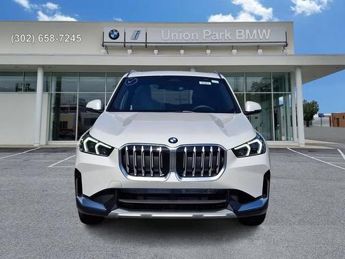 Mineral White Metallic 2026 BMW X1 xDrive28i