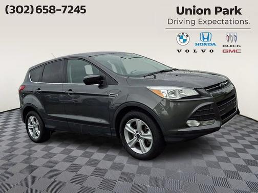Magnetic 2016 Ford Escape SE